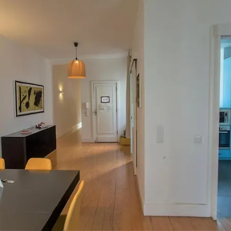 Apartment Pinpoint By Hosts