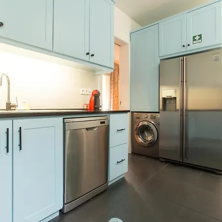Pinpoint By Hosts Apartment Porto